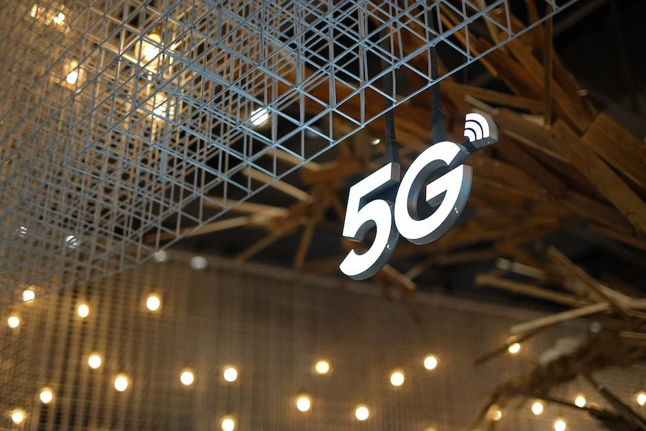深圳 2023 計(jì)劃新增 5G 基站一萬(wàn)個(gè)，全市平均下載速率提高至 500Mbps